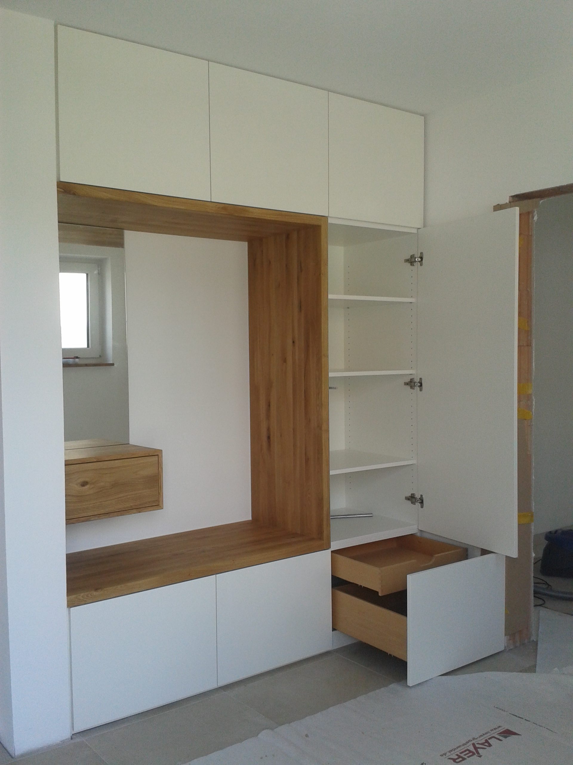 Wandschrank weiß + Eiche